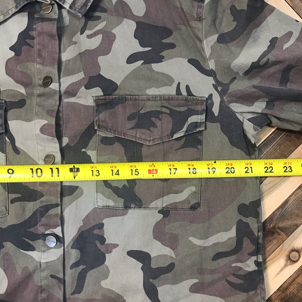 Sanctuary Camo Jacket Snap Button Jacket Large - image 7